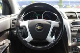 Chevrolet Traverse 2012 LT 4p SUV con 2LT