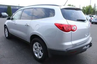 Chevrolet Traverse 2012 LT 4p SUV con 2LT