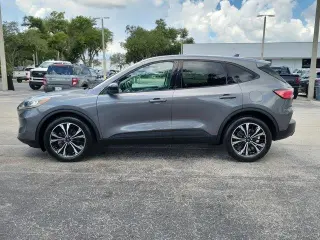 Ford Escape Hybrid 2021 SE 4p SUV