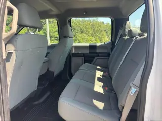 Ford F-250 Super Duty 2018 4x4 XL 4p Camión Cabina Completa 6,8 pies de caja estándar