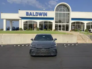 Toyota Camry 2025 AWD SE Sedán 4p.