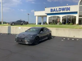Toyota Camry 2025 AWD SE Sedán 4p.