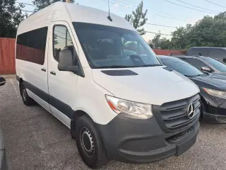 Mercedes-Benz Sprinter 2025 2500 3p 144 in. WB Furgoneta de pasajeros (2.0L I4)