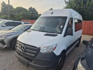Mercedes-Benz Sprinter 2025 2500 3p 144 in. WB Furgoneta de pasajeros (2.0L I4)