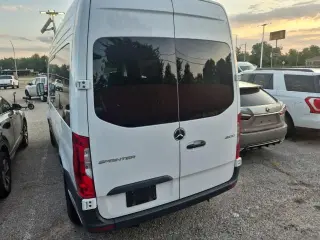 Mercedes-Benz Sprinter 2025 2500 3p 144 in. WB Furgoneta de pasajeros (2.0L I4)