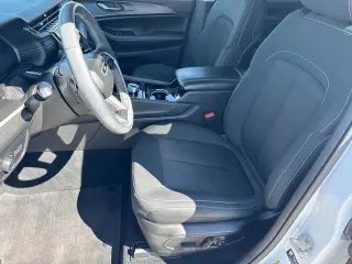 Jeep Grand Cherokee L 2023 4x4 Laredo 4p SUV