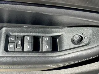 Jeep Grand Cherokee L 2023 4x4 Laredo 4p SUV