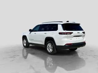 Jeep Grand Cherokee L 2023 4x4 Laredo 4p SUV