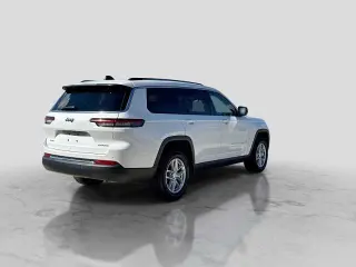 Jeep Grand Cherokee L 2023 4x4 Laredo 4p SUV