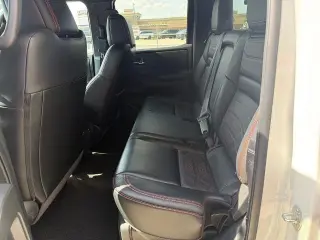 Nissan Frontier 2025 4x4 PRO-4X 4p. Cabina de Tripulación 5 pies de Caja Corta