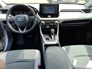 Toyota RAV4 2019 AWD XLE 4p SUV