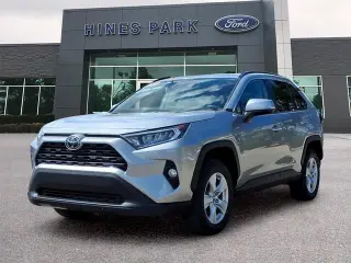 Toyota RAV4 2019 AWD XLE 4p SUV