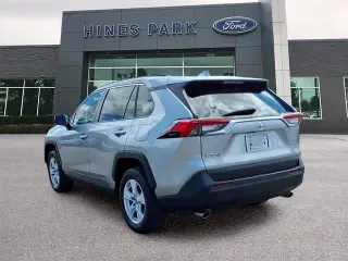 Toyota RAV4 2019 AWD XLE 4p SUV