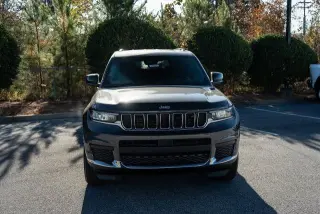 Jeep Grand Cherokee L 2025 4x2 Laredo 4p SUV