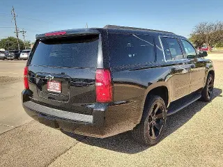 Chevrolet Suburban 2018 4x4 LT 4p SUV