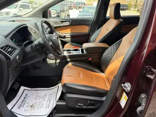 Ford Edge 2023 AWD Titanium 4dr Crossover