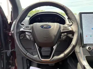 Ford Edge 2023 AWD Titanium 4dr Crossover
