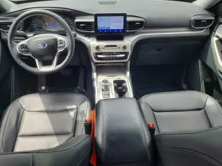 Ford Explorer 2023 XLT 4p SUV