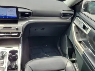 Ford Explorer 2023 XLT 4p SUV