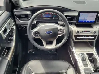 Ford Explorer 2023 XLT 4p SUV