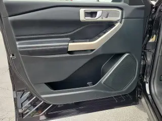 Ford Explorer 2023 XLT 4p SUV
