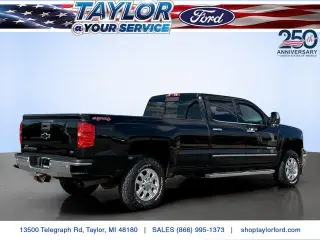 Chevrolet Silverado 3500HD 2015 4x4 LTZ 4dr Crew Cab SRW