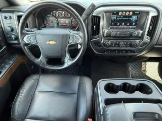 Chevrolet Silverado 3500HD 2015 4x4 LTZ 4dr Crew Cab SRW