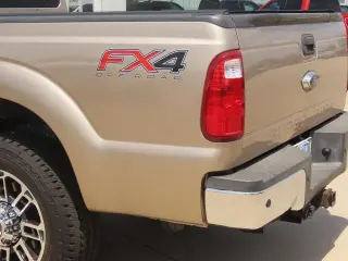 Ford F-250 Super Duty 2013 4x4 XLT 4p. Cabina de Tripulación 6.8 pies. CA Pick-up