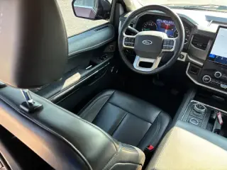 Ford Expedition 2023 4x4 XLT 4p SUV