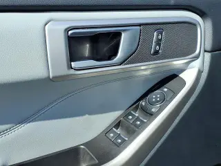Ford Explorer 2023 AWD XLT 4p SUV