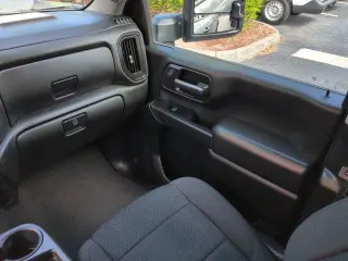 Chevrolet Silverado 2500HD 2023 4x4 Custom 4p Crew Cab SB