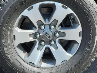 Ford F-150 2013 4x2 XL 2dr Regular Cab Styleside 6.5 pies SB