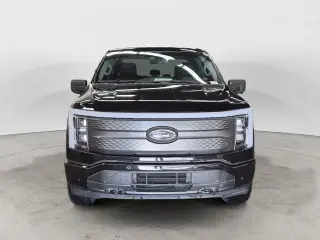 Ford F-150 Lightning 2023 AWD XLT 4p SuperCrew 5.5 ft. SB
