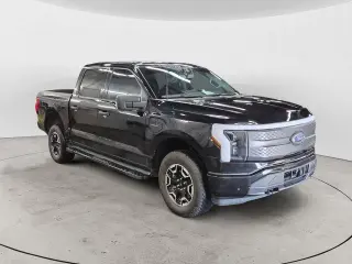 Ford F-150 Lightning 2023 AWD XLT 4p SuperCrew 5.5 ft. SB