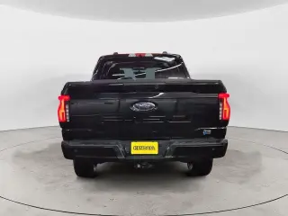 Ford F-150 Lightning 2023 AWD XLT 4p SuperCrew 5.5 ft. SB