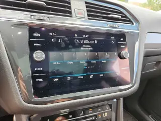 Volkswagen Tiguan 2022 AWD SE R-Line Negra 4Motion 4p SUV