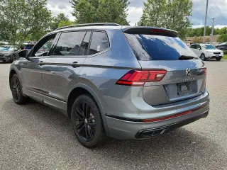 Volkswagen Tiguan 2022 AWD SE R-Line Negra 4Motion 4p SUV