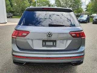 Volkswagen Tiguan 2022 AWD SE R-Line Negra 4Motion 4p SUV