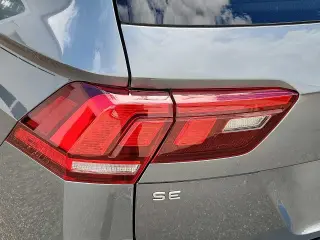 Volkswagen Tiguan 2022 AWD SE R-Line Negra 4Motion 4p SUV