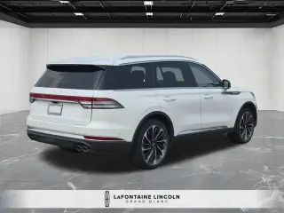 Lincoln Aviator 2024 AWD Reserve 4p SUV