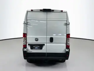 Ram ProMaster 2024 Tradesman 2500 159 WB 3dr High Roof Cargo Van sin asiento para pasajeros
