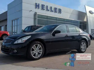 INFINITI G37 Sedán 2013 tracción en todas las ruedas x 4 puertas Sedán