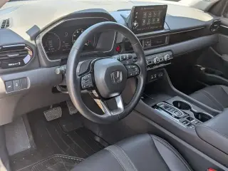 Honda Pilot 2025 AWD Touring 4p SUV