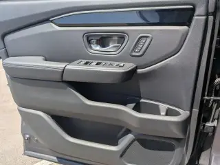Honda Pilot 2025 AWD Touring 4p SUV
