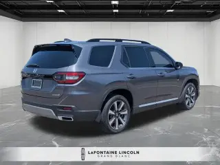 Honda Pilot 2025 AWD Touring 4p SUV