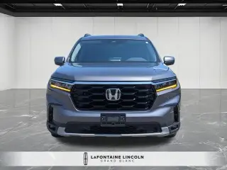 Honda Pilot 2025 AWD Touring 4p SUV