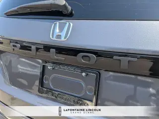 Honda Pilot 2025 AWD Touring 4p SUV