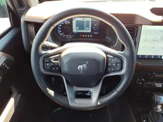 Ford Bronco 2023 4x4 Badlands Advanced 4p SUV