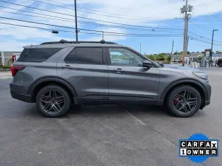 Ford Explorer 2025 AWD ST 4p SUV
