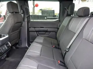 Ford F-150 2025 4x4 STX 4p SuperCrew 5,5 ft. SB